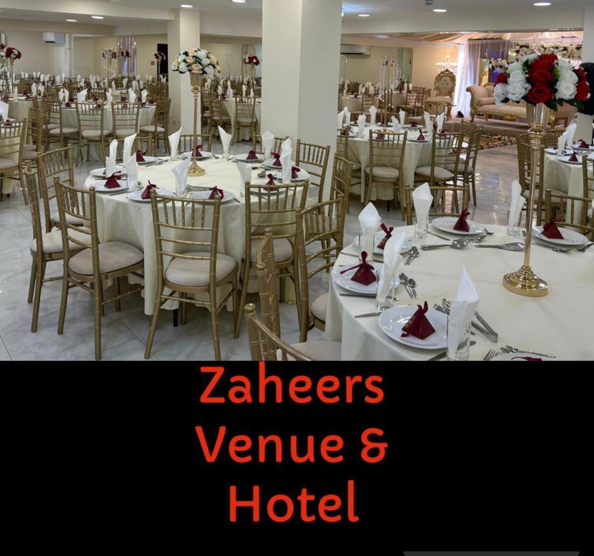Zaheer'S Hotel Baldock Extérieur photo